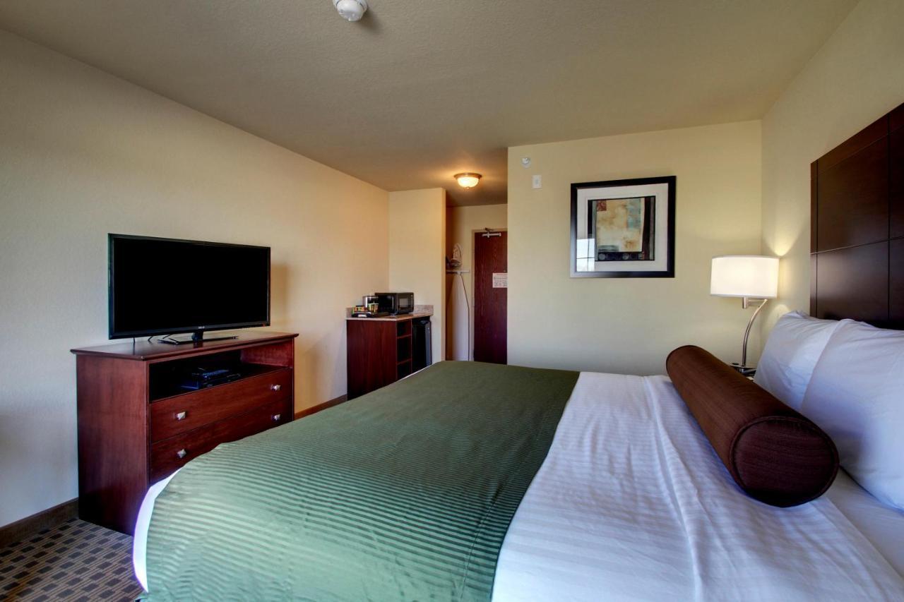 Cobblestone Inn & Suites - Carrington ภายนอก รูปภาพ