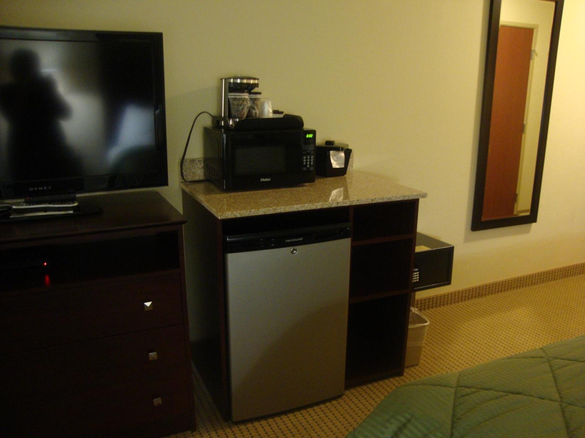 Cobblestone Inn & Suites - Carrington ห้อง รูปภาพ