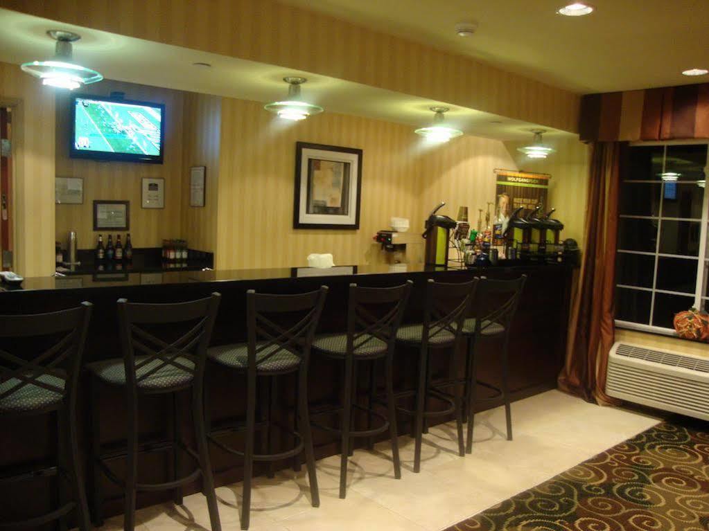 Cobblestone Inn & Suites - Carrington ภายนอก รูปภาพ